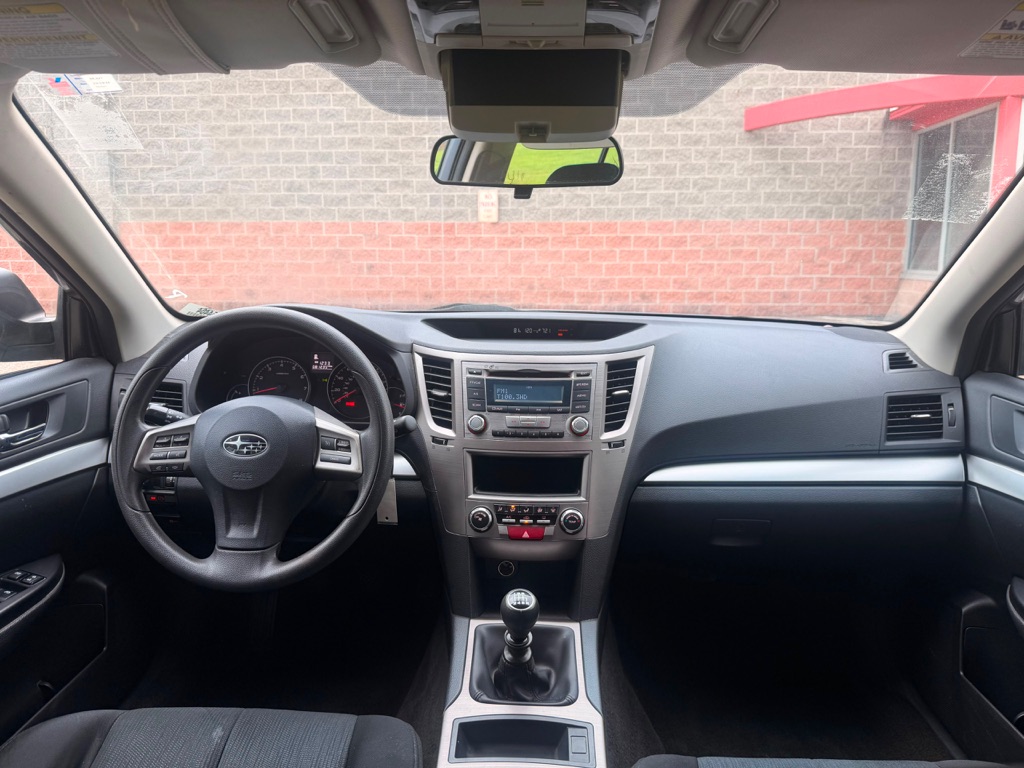 Photo 5 of this SUBARU OUTBACK