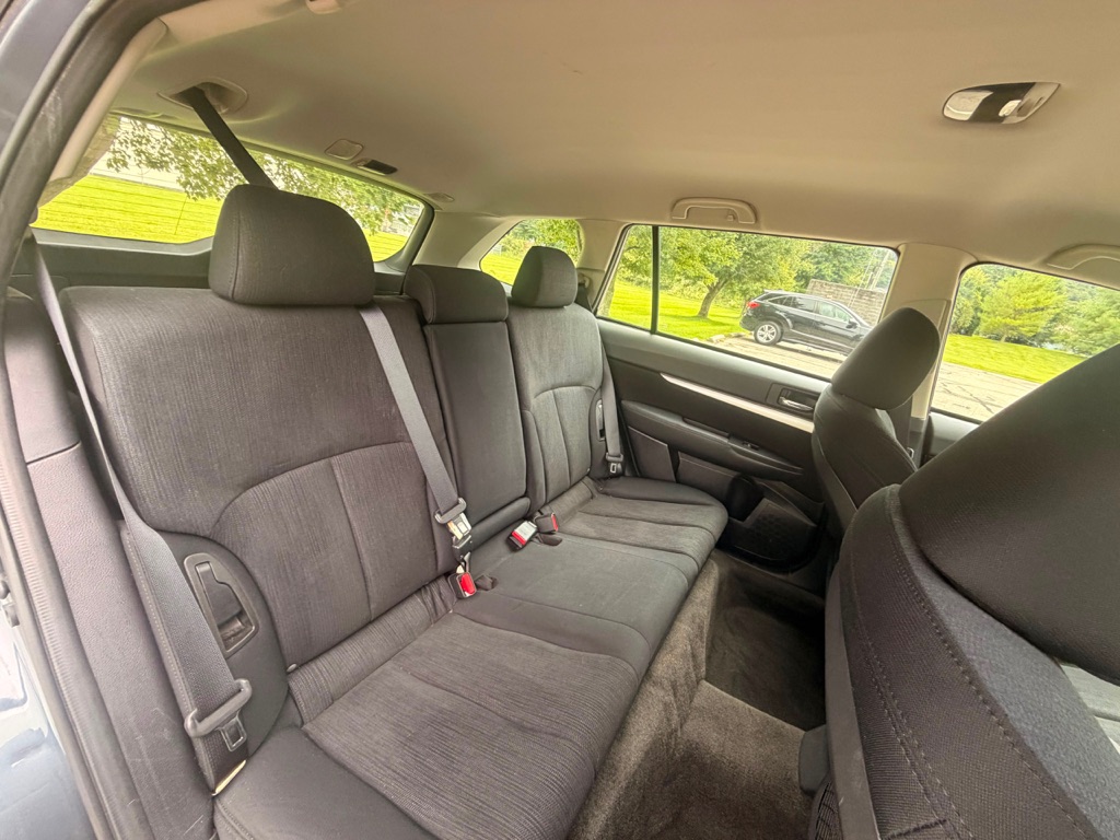 Photo 9 of this SUBARU OUTBACK