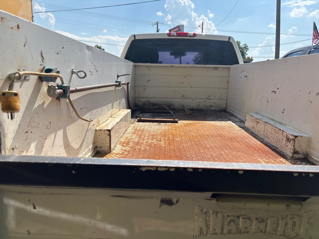 Photo 9 of this CHEVROLET SILVERADO 3500H