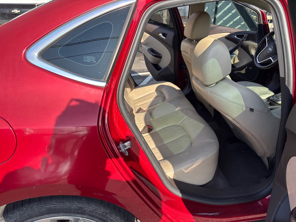 Photo 21 of this BUICK VERANO