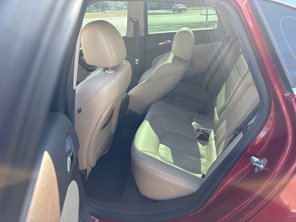 Photo 17 of this BUICK VERANO