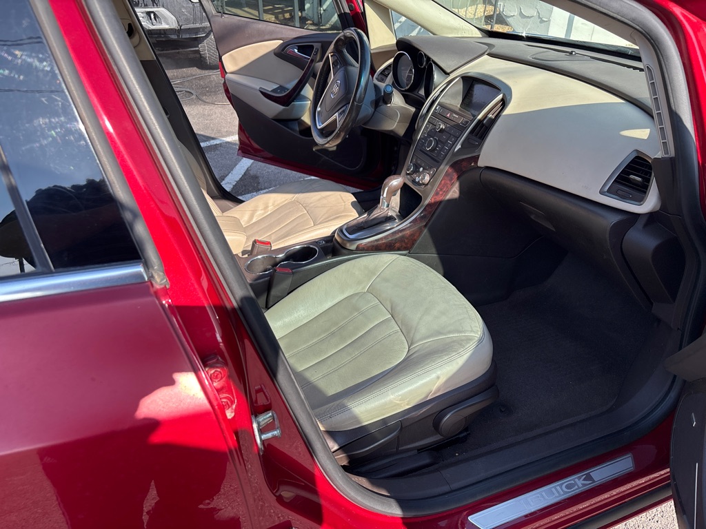 Photo 19 of this BUICK VERANO