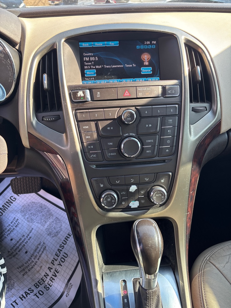 Photo 26 of this BUICK VERANO
