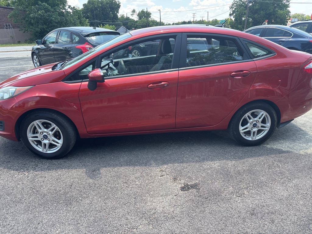 Photo 7 of this FORD FIESTA