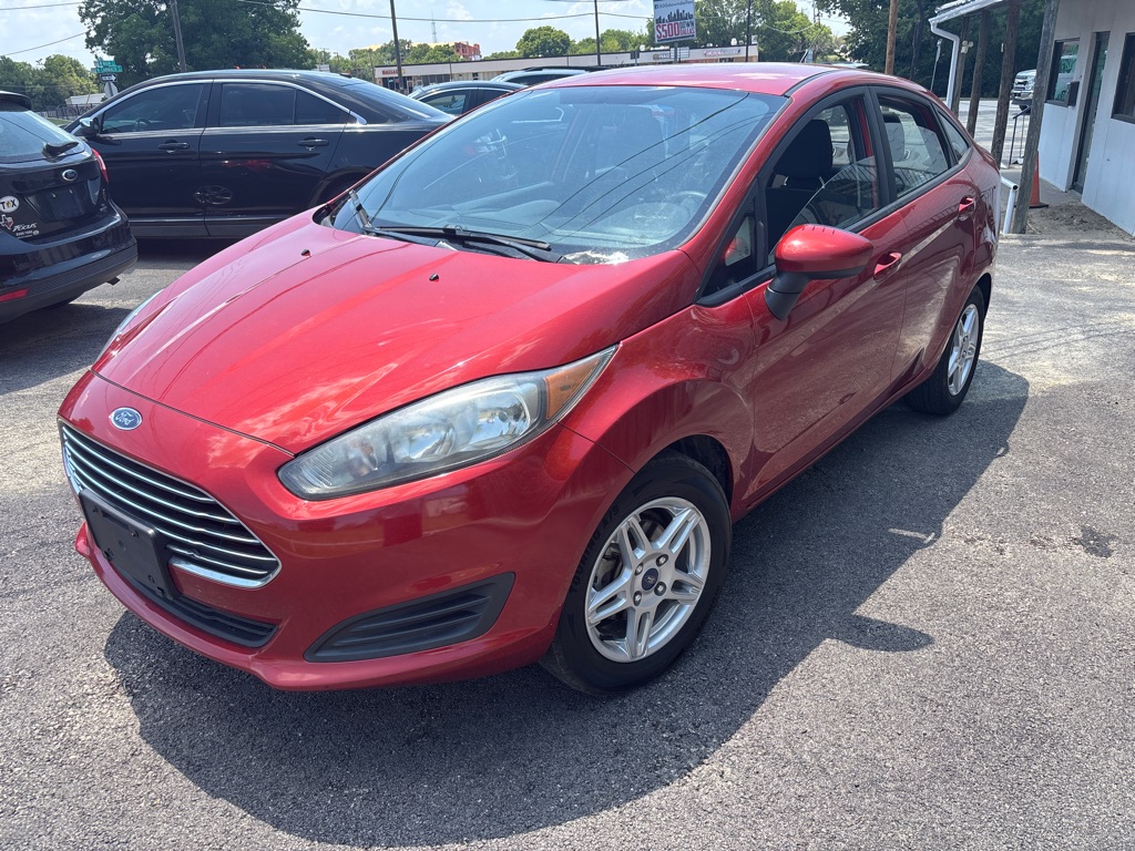 Photo 6 of this FORD FIESTA
