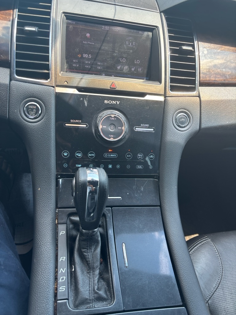Photo 13 of this FORD TAURUS