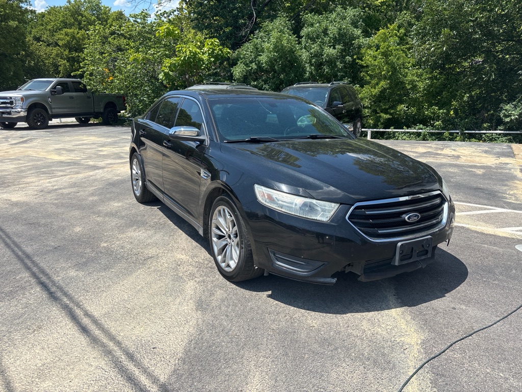Photo 2 of this FORD TAURUS