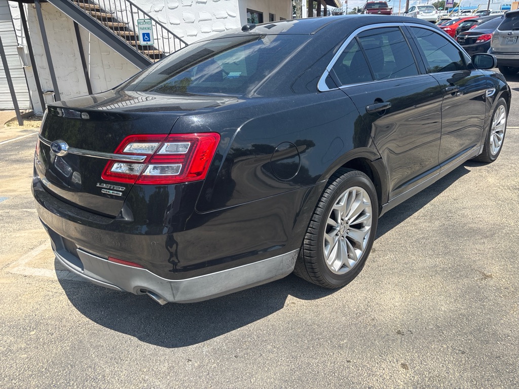 Photo 7 of this FORD TAURUS