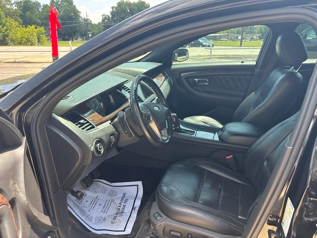 Photo 10 of this FORD TAURUS