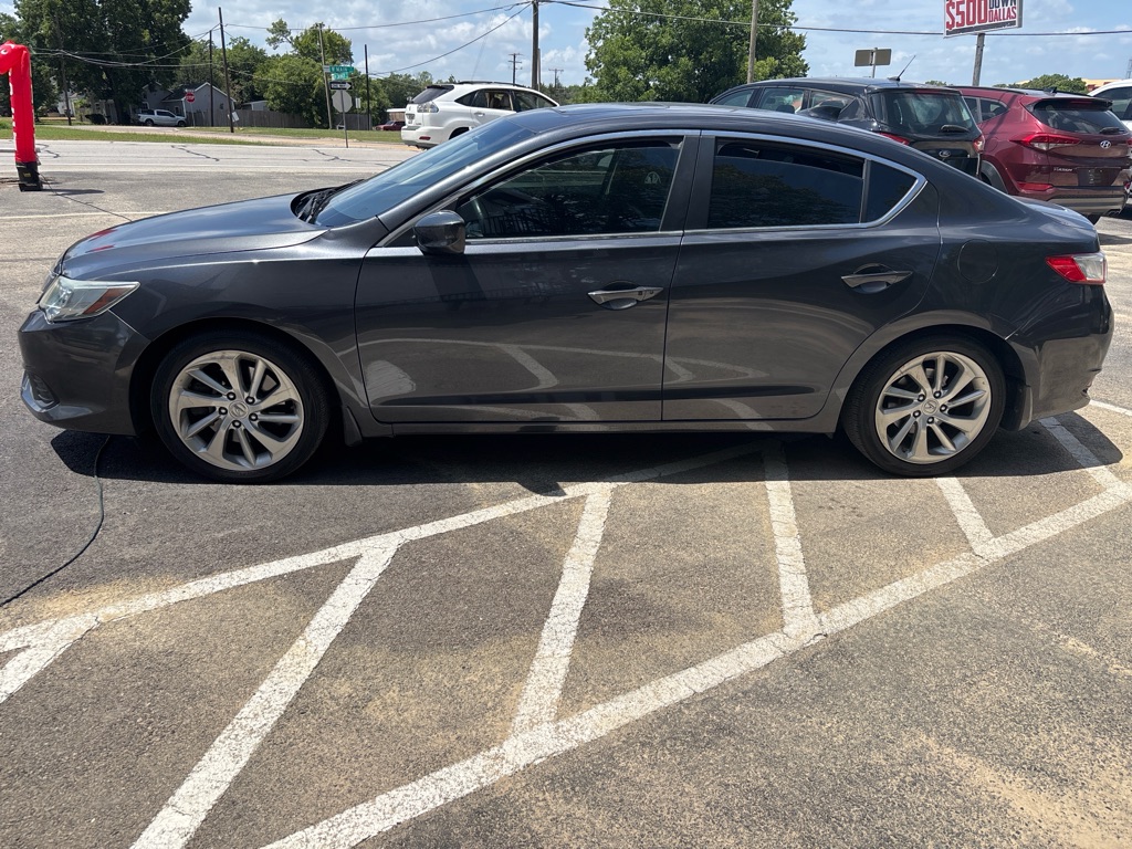 Photo 4 of this ACURA ILX