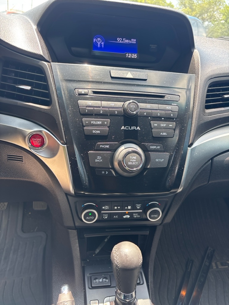 Photo 14 of this ACURA ILX