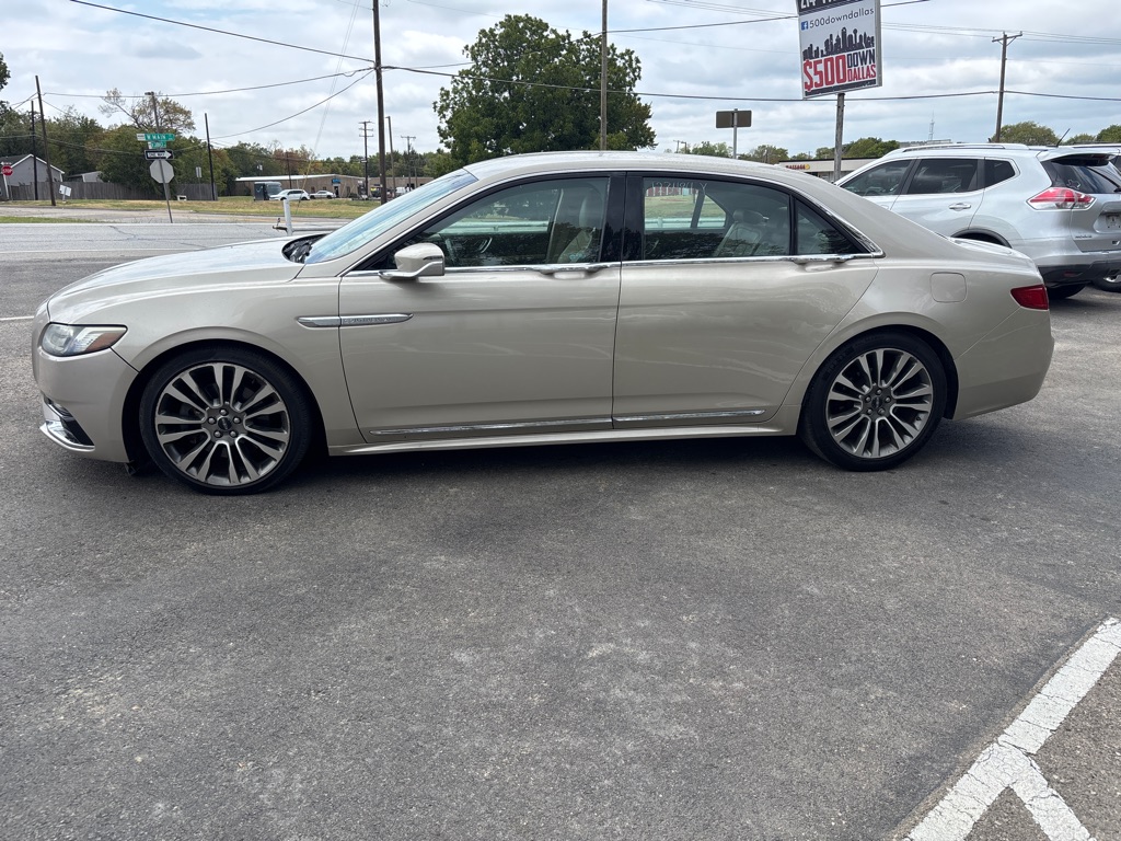 Photo 4 of this LINCOLN CONTINENTAL