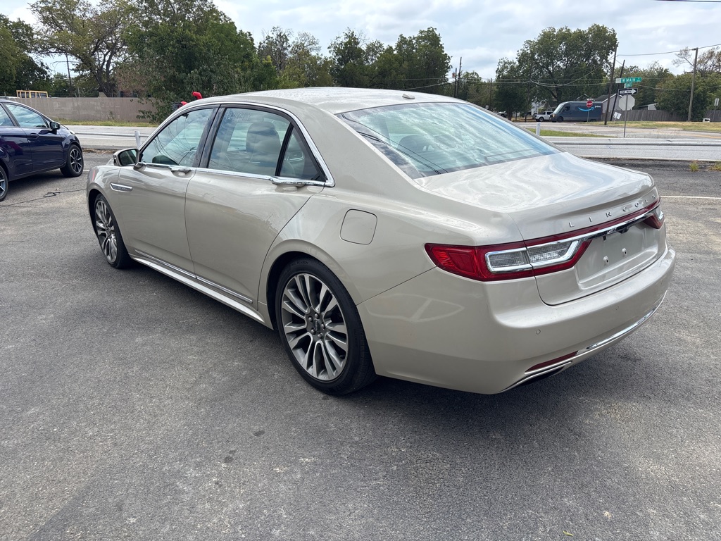 Photo 5 of this LINCOLN CONTINENTAL