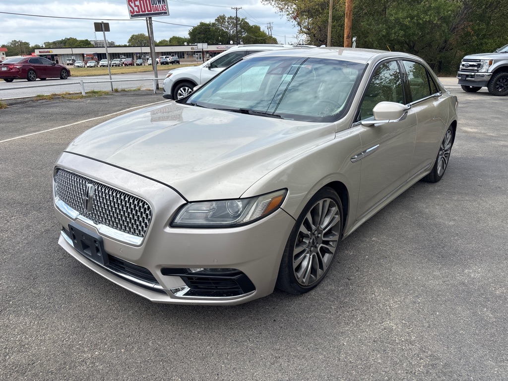 Photo 3 of this LINCOLN CONTINENTAL