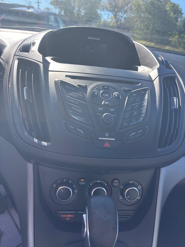 Photo 24 of this FORD ESCAPE