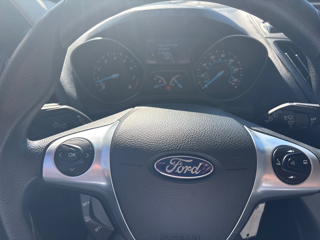 Photo 30 of this FORD ESCAPE