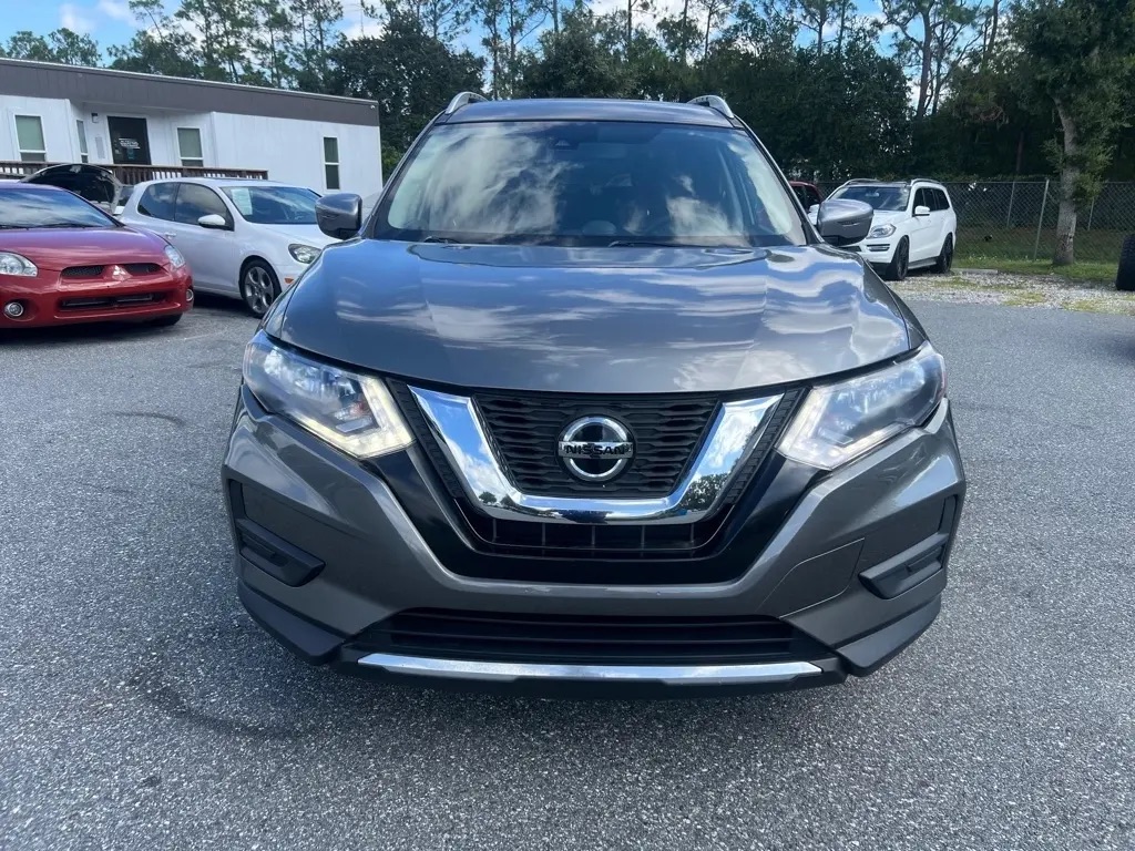 View vehicle photo 2