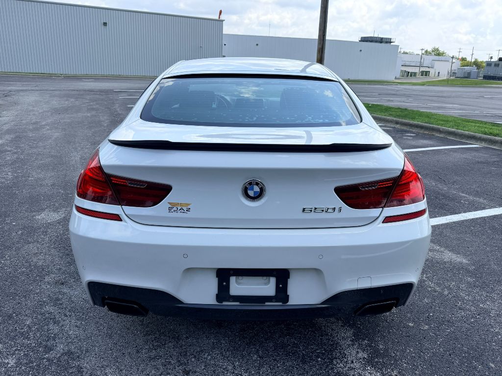 Photo 9 of this BMW 6 SERIES