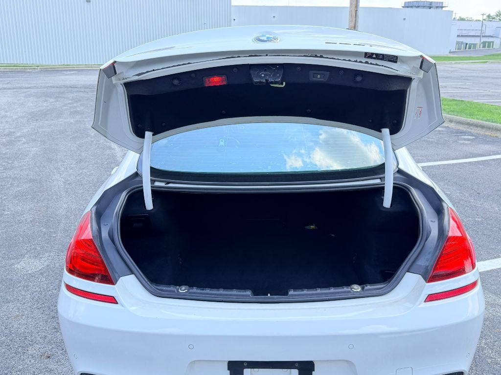 Photo 34 of this BMW 6 SERIES