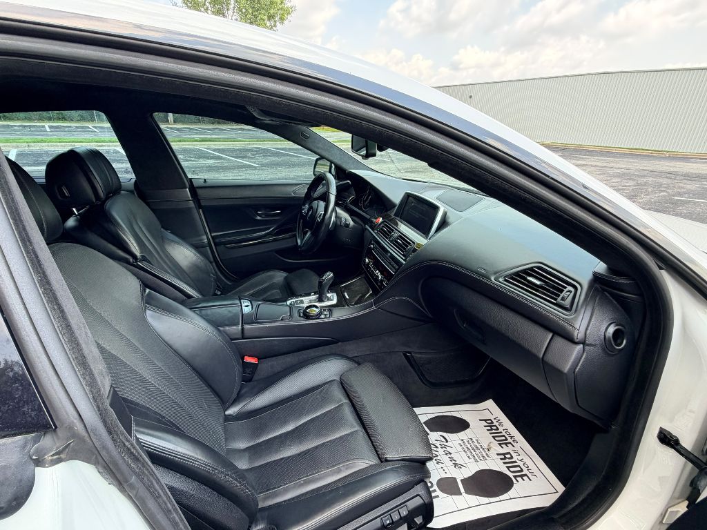 Photo 12 of this BMW 6 SERIES