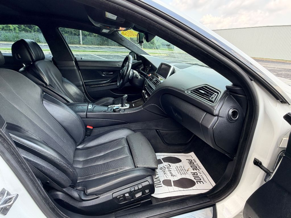Photo 15 of this BMW 6 SERIES
