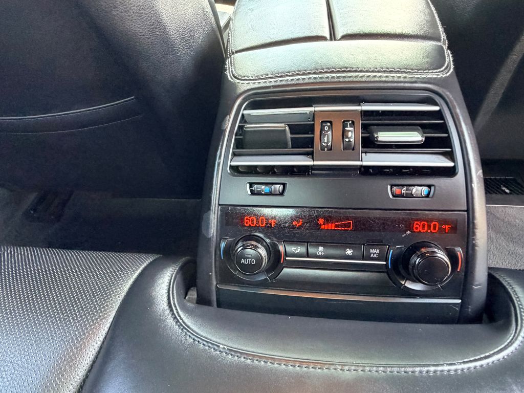 Photo 33 of this BMW 6 SERIES