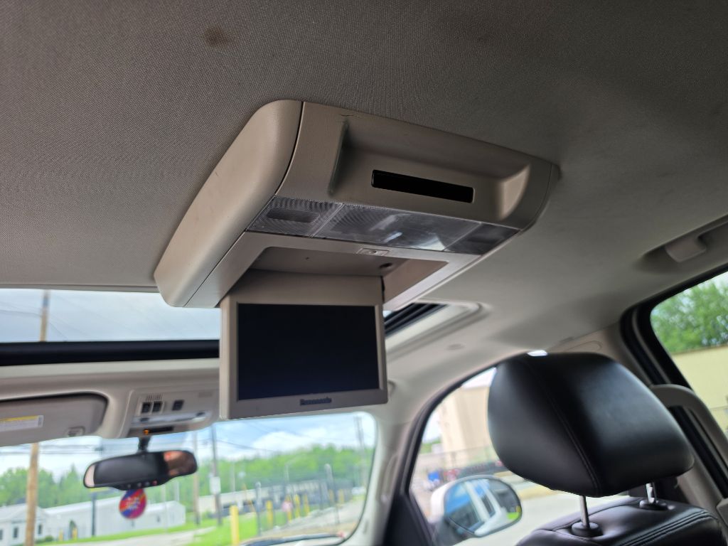 Photo 30 of this GMC YUKON XL