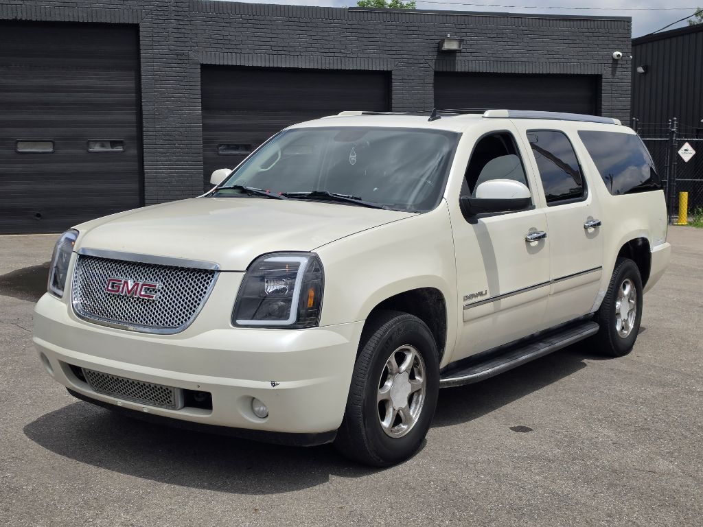 Photo 4 of this GMC YUKON XL