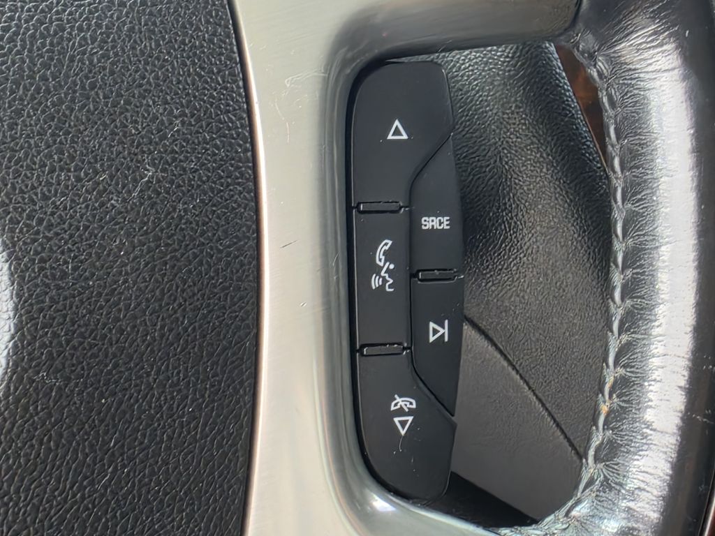 Photo 13 of this GMC YUKON XL