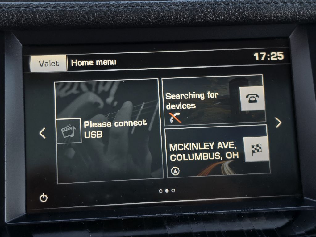 Photo 28 of this LAND ROVER LR4