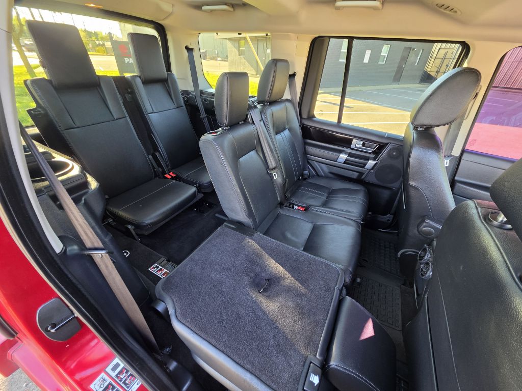 Photo 12 of this LAND ROVER LR4