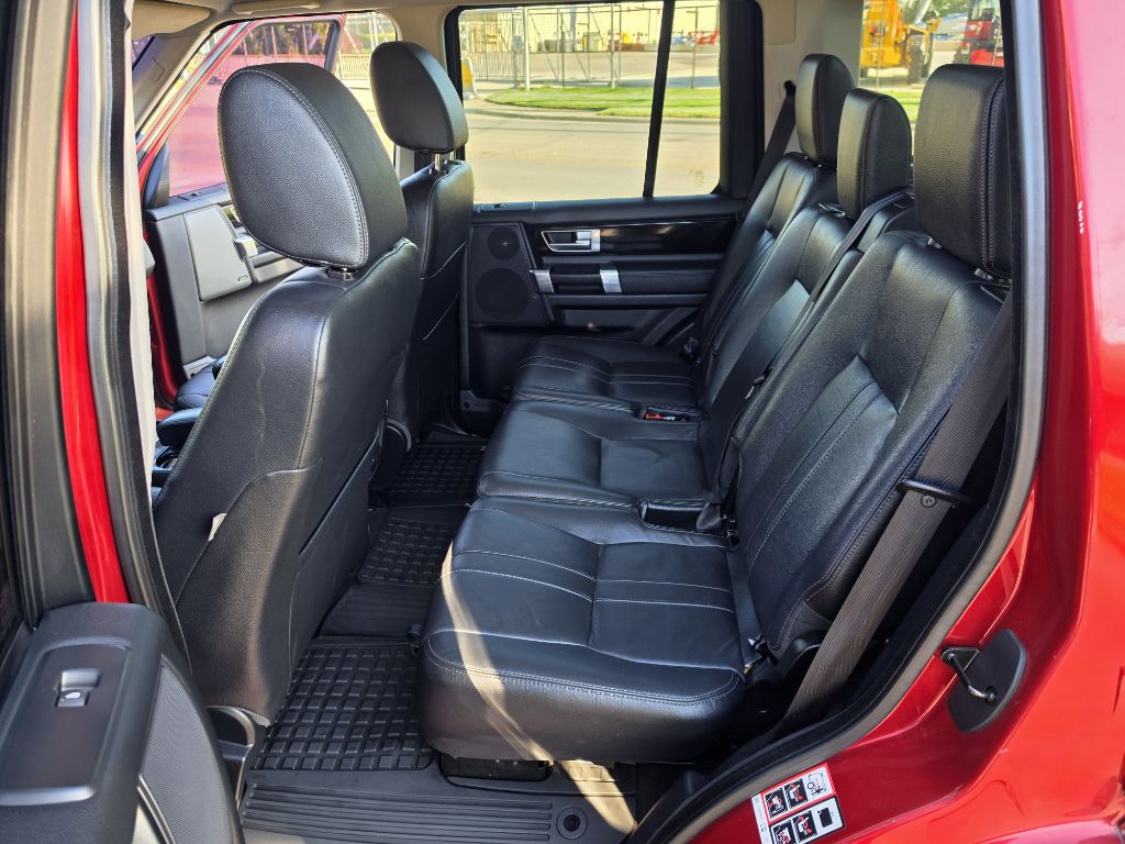 Photo 10 of this LAND ROVER LR4