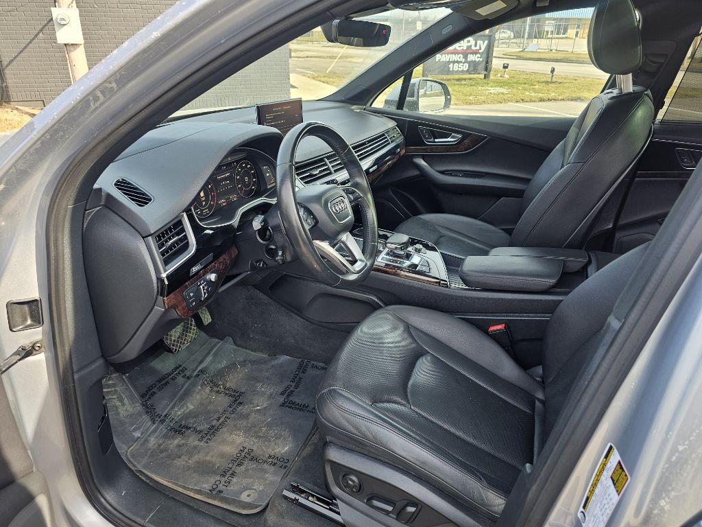 Photo 15 of this AUDI Q7