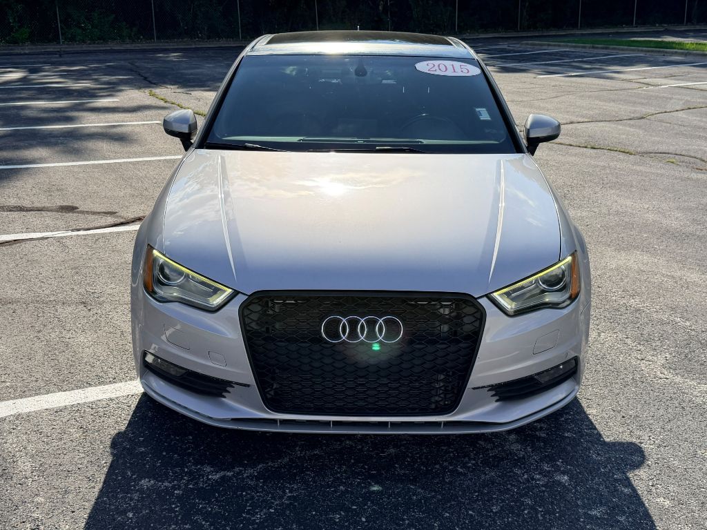 Photo 3 of this AUDI A3