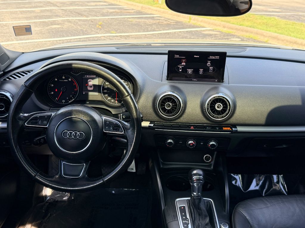 Photo 11 of this AUDI A3