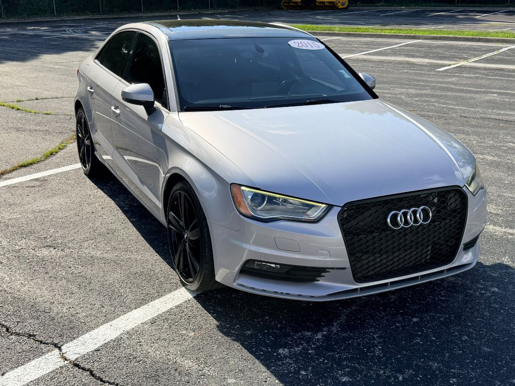 Photo 2 of this AUDI A3