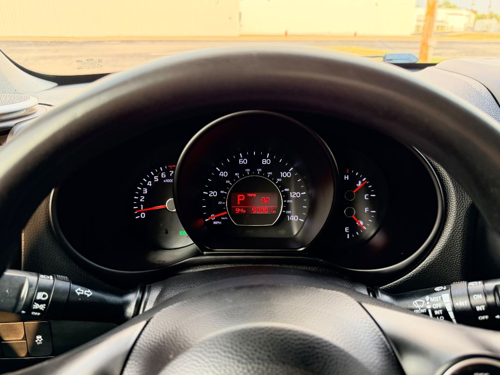 Photo 10 of this KIA SOUL