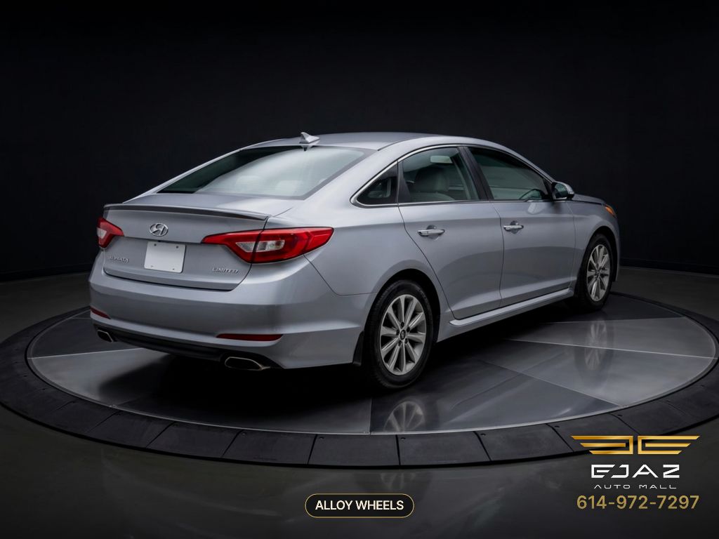 Photo 6 of this HYUNDAI SONATA