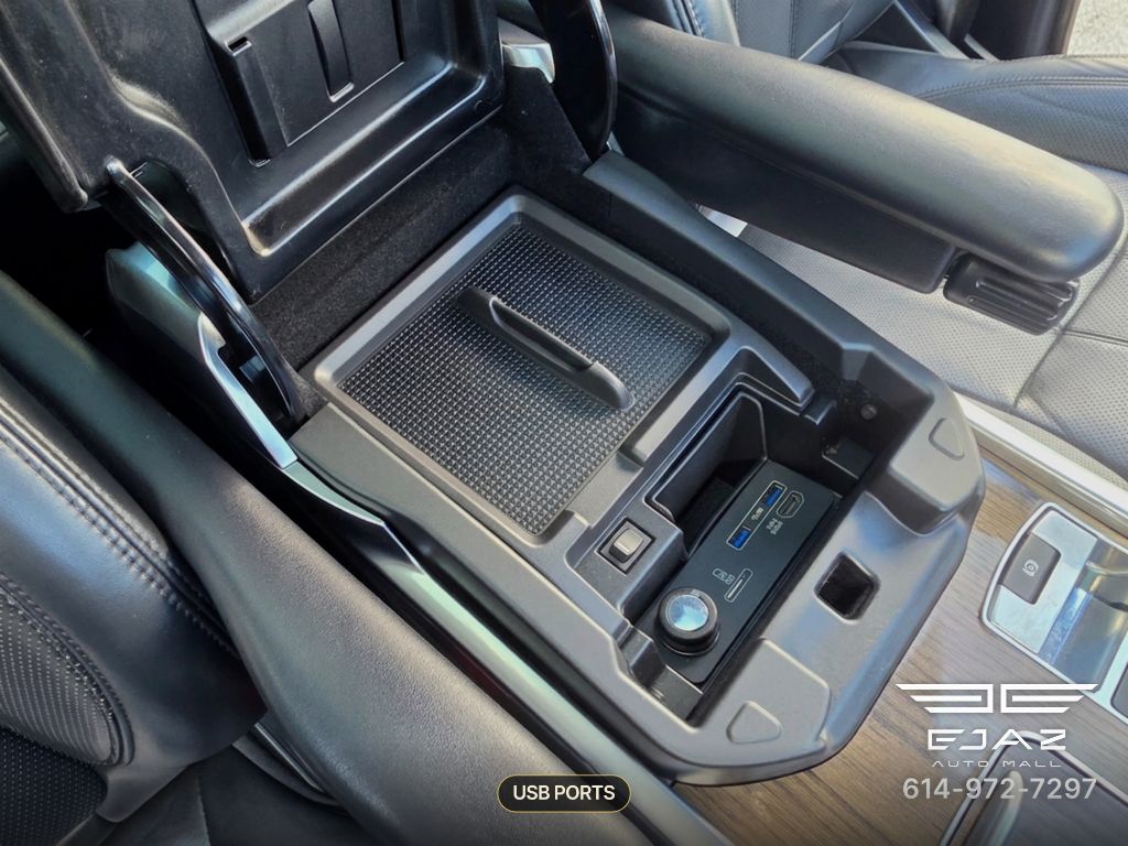 Photo 35 of this LAND ROVER RANGE ROVER SPO