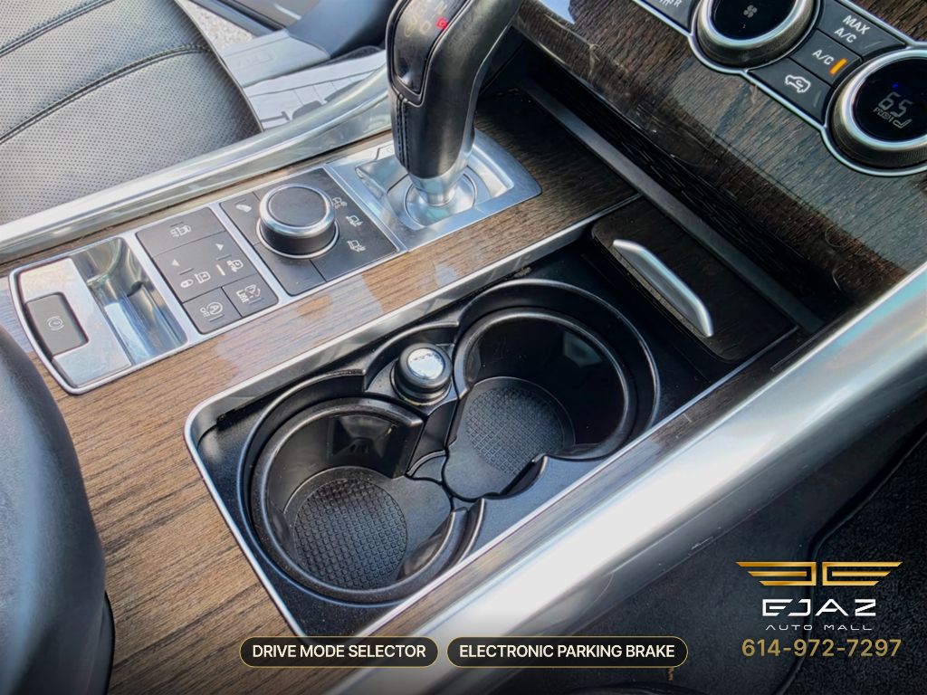 Photo 37 of this LAND ROVER RANGE ROVER SPO