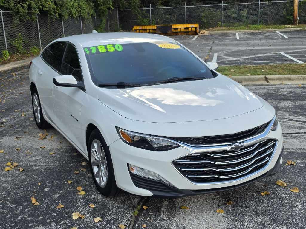 Photo 3 of this CHEVROLET MALIBU