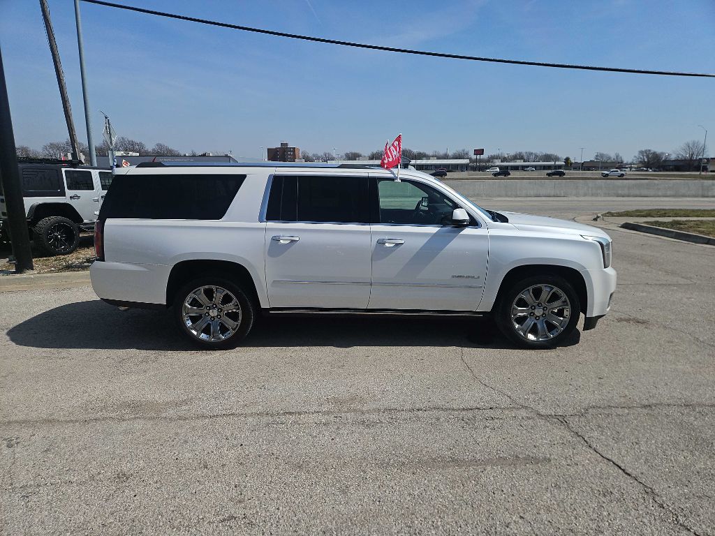 Photo 6 of this GMC YUKON XL