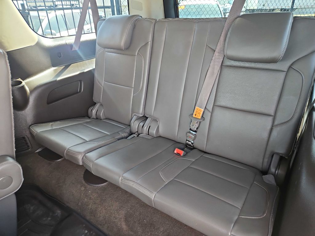 Photo 33 of this GMC YUKON XL