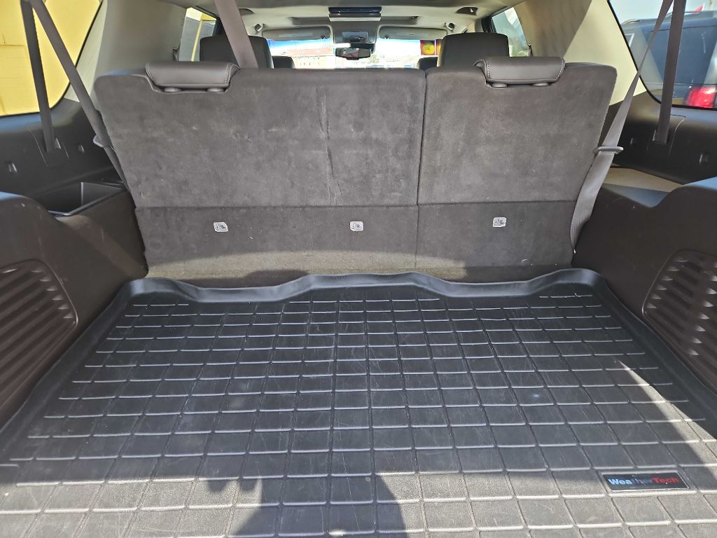 Photo 32 of this GMC YUKON XL