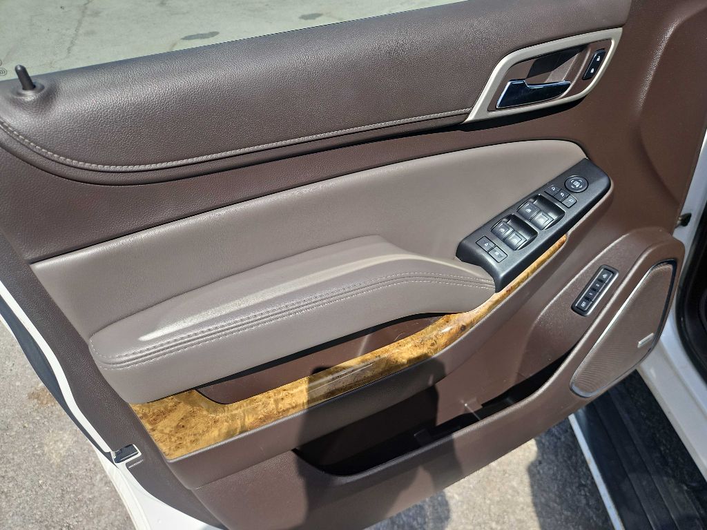 Photo 9 of this GMC YUKON XL