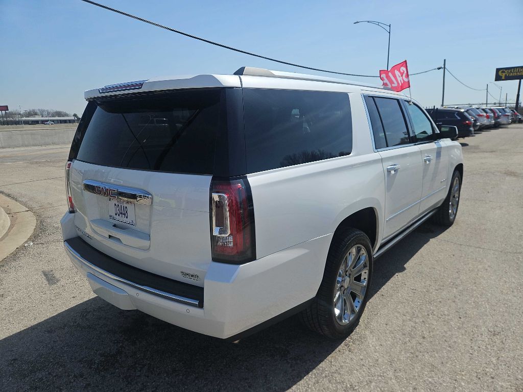 Photo 4 of this GMC YUKON XL