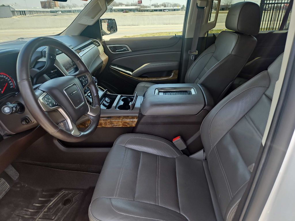 Photo 10 of this GMC YUKON XL