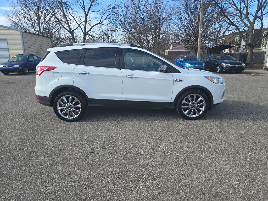 Photo 4 of this FORD ESCAPE