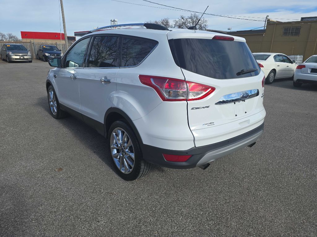 Photo 7 of this FORD ESCAPE