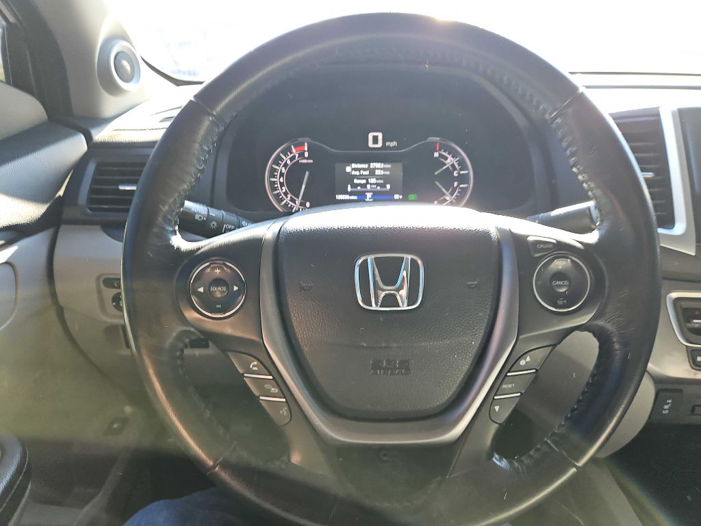 Photo 24 of this HONDA RIDGELINE